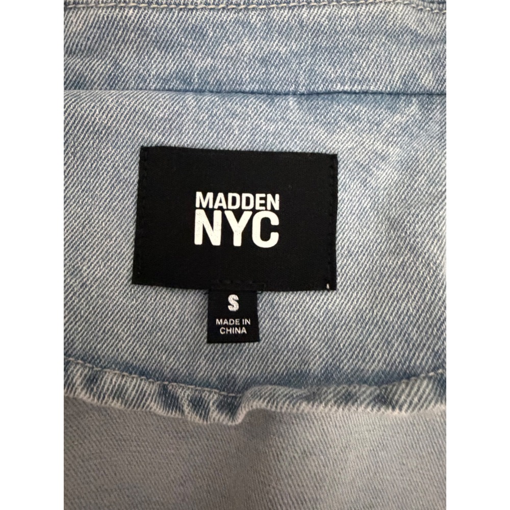 Madden NYC Womens Light Wash Cropped Denim Jacket Blue Small Cool Girl Timeless - Picture 5 of 10